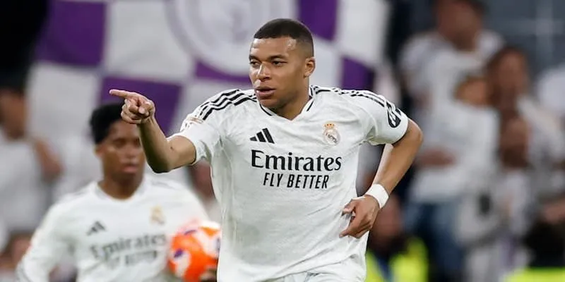 Mbappe gỡ hòa 1 - 1 giúp Real níu giữ hy vọng Mbappe gỡ hòa 1 - 1 giúp Real níu giữ hy vọng