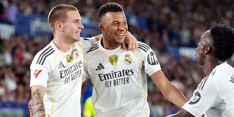 Những tính huống hấp dẫn nhất trong trận đấu Real Madrid vs Barcelona